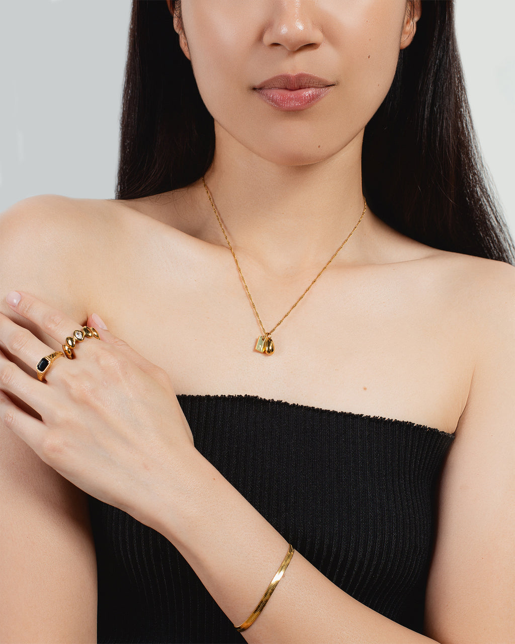 HELIX NECKLACE