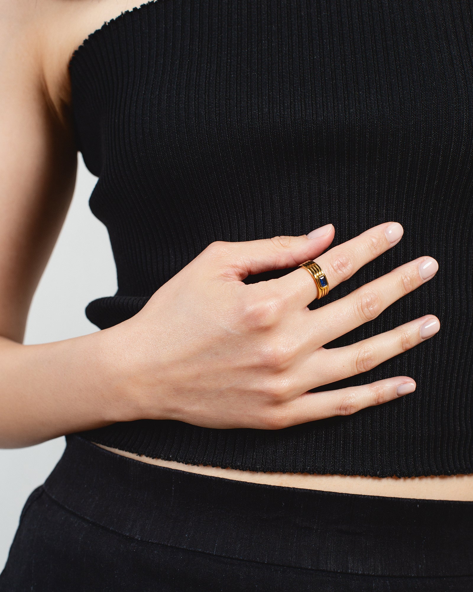 PILLAR RING