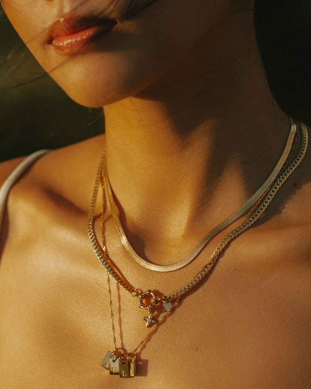 PIVOT CLASP NECKLACE