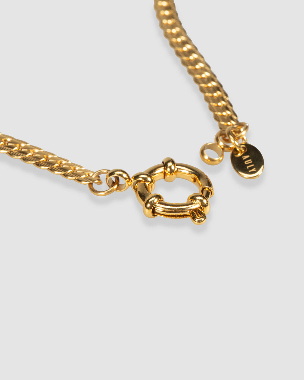 PIVOT CLASP NECKLACE