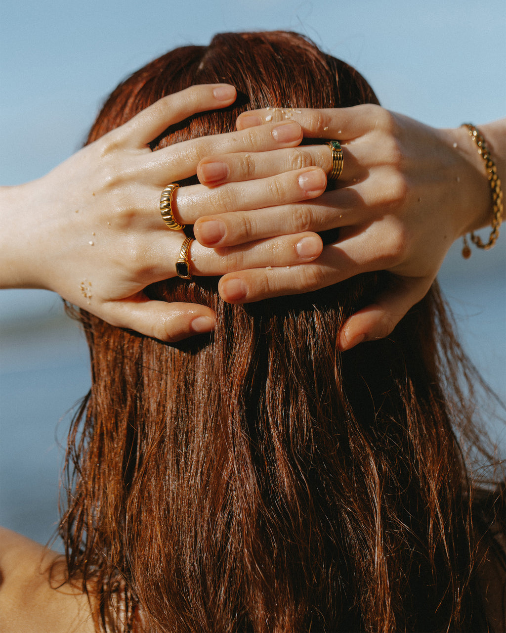 RIBBED RING
