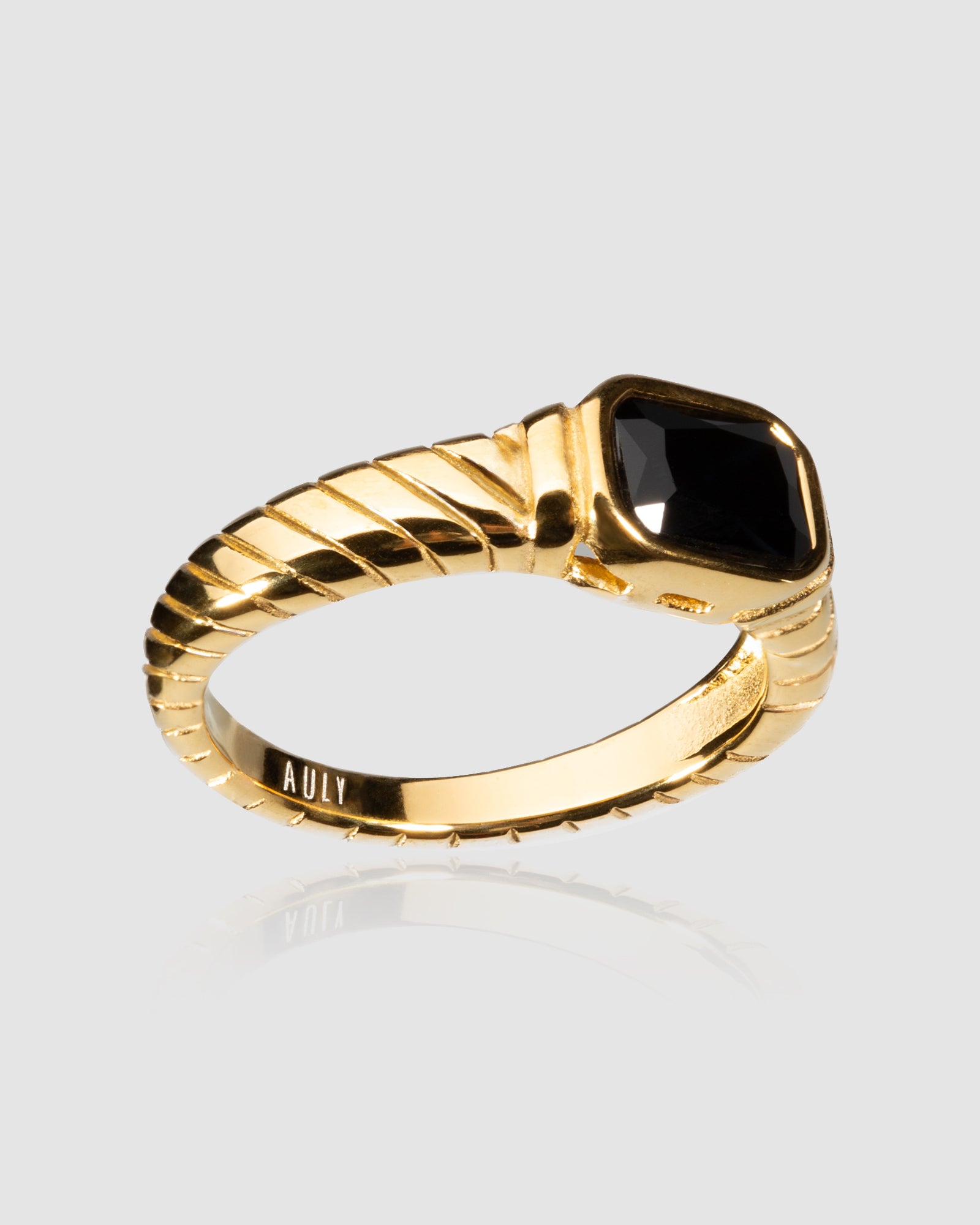 VECTOR RING